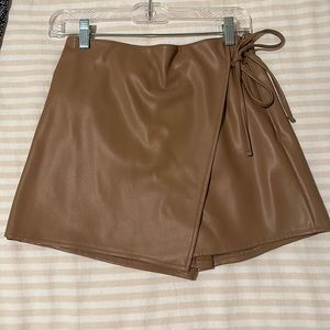 Abercrombie & Fitch Vegan Leather Tie Skort SIZE S
